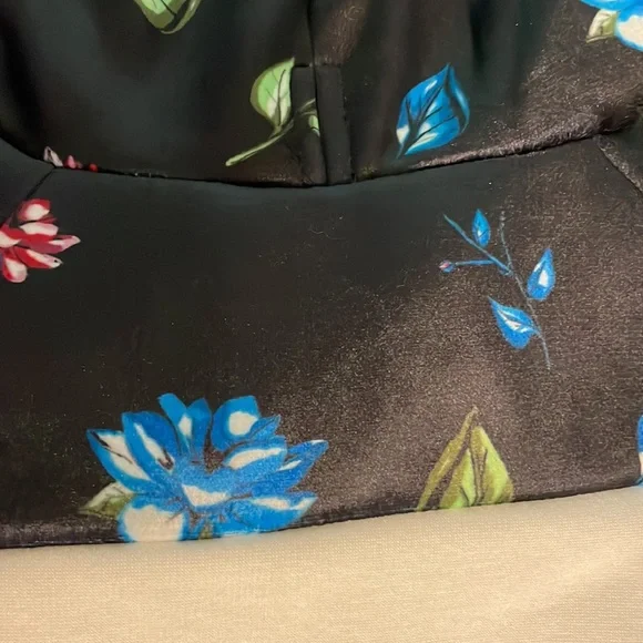 Spark Paw Official Floral Dog Hoodie - Picture 4 of 7